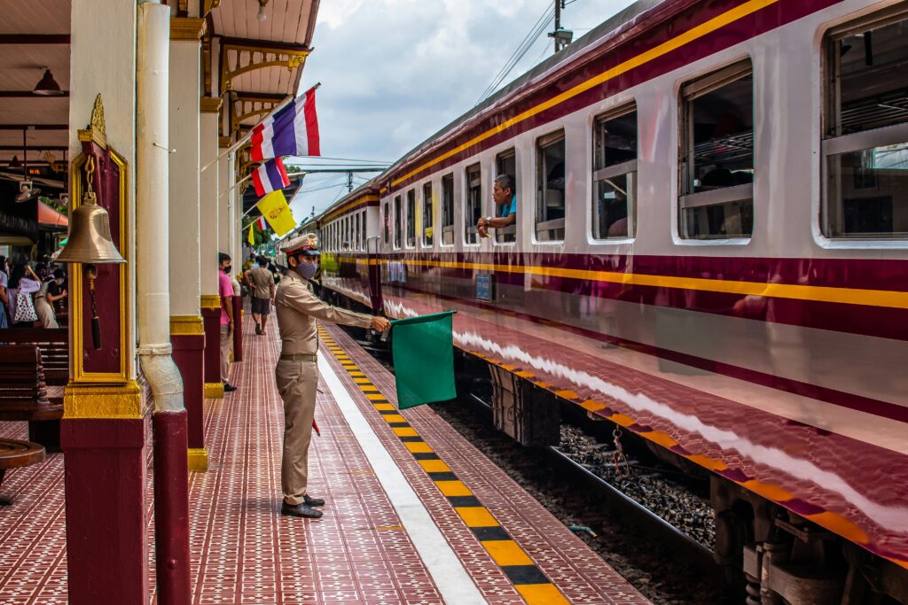 Train from Bangkok to Ayutthaya – Scenic rail journey in Thailand